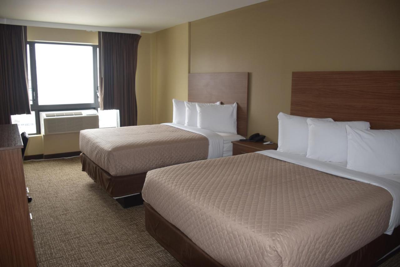 Astoria Delancy Inn & Suites New York Buitenkant foto